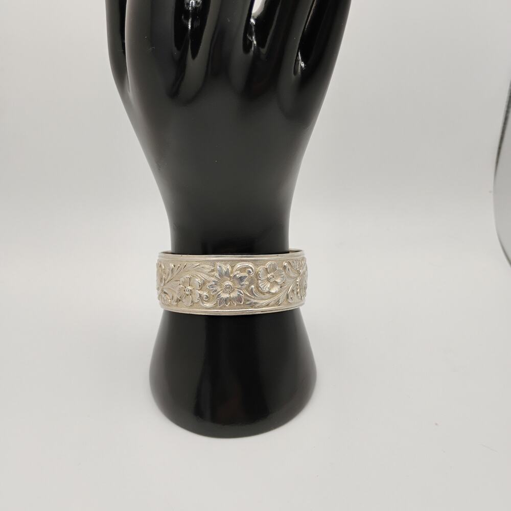 S Kirk and Sons Sterling Silver Flower Cuff size 7 Flexible
